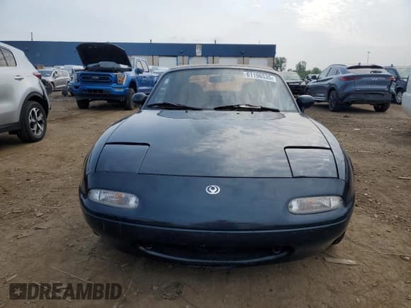 ✅ 1995 Mazda MX-5 Miata • VIN: JM1NA3530S0606540 • Lot: 61196535. Wystawiony na Copart z przebiegiem 215 962 mil. Bezpłatny archiwum sprzedaży aukcyjnych z USA i szczegółowy raport historii pojazdu na DreamBid. Zdjęcie 5.