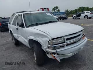 ✅ 2003 Chevrolet Blazer Xtreme • VIN: 1GNCS18X33K152868 • Lot: 39801584. Wystawiony na IAAI z przebiegiem 167 157 mil. Bezpłatny archiwum sprzedaży aukcyjnych z USA i szczegółowy raport historii pojazdu na DreamBid. Zdjęcie 6.