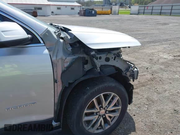 ✅ 2018 GMC Acadia SLE • VIN: 1GKKNLLA7JZ187450 • Lot: 42086072. Wystawiony na IAAI z przebiegiem 97 025 mil. Bezpłatny archiwum sprzedaży aukcyjnych z USA i szczegółowy raport historii pojazdu na DreamBid. Zdjęcie 19.