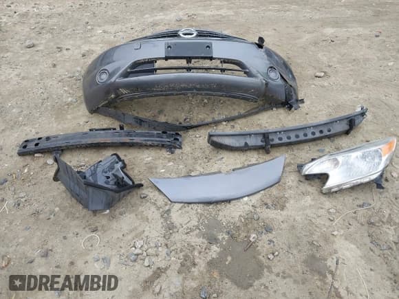 ✅ 2016 Nissan Note SV • VIN: 3N1CE2CP9GL407236 • Lot: 41908426. Listed on IAAI with 102,404 mi. Free auction sales archive from the USA and detailed vehicle history report at DreamBid. Image 12.