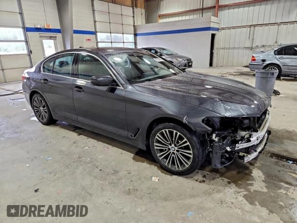 ✅ 2019 BMW 5 Series 530i xDrive • VIN: WBAJA7C5XKWW09286 • Lot: 93150455. Listed on Copart with 72,810 mi. Free auction sales archive from the USA and detailed vehicle history report at DreamBid. Image 4.