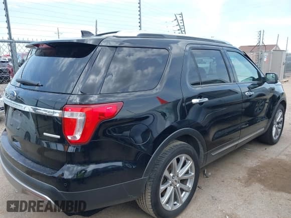 ✅ 2016 Ford Explorer Limited • VIN: 1FM5K7F89GGA79560 • Лот: 42947738. Опубликован ранее на IAAI с пробегом 186 708 миль. Бесплатный доступ к архиву аукционных продаж из США и подробный отчёт об истории автомобиля на DreamBid. Изображение 4.
