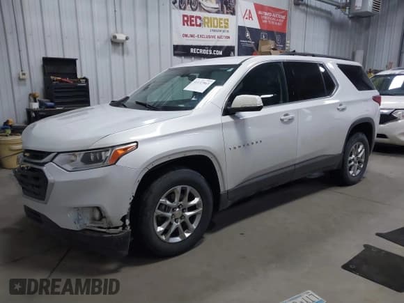 ✅ 2020 Chevrolet Traverse LT Cloth • VIN: 1GNEVGKW8LJ230702 • Lot: 41137563. Listed on IAAI with 70,222 mi. Free auction sales archive from the USA and detailed vehicle history report at DreamBid. Image 2.