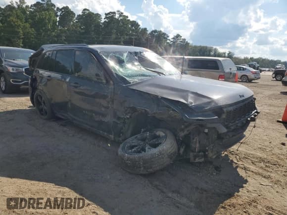 ✅ 2023 Jeep Grand Cherokee Altitude • VIN: 1C4RJGAG1PC551703 • Lot: 68250725. Listed on Copart with 37,444 mi. Free auction sales archive from the USA and detailed vehicle history report at DreamBid. Image 4.