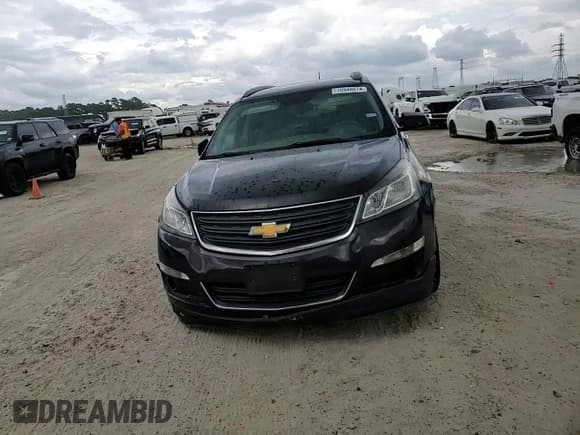 ✅ 2017 Chevrolet Traverse LS • VIN: 1GNKRFKD1HJ260339 • Lot: 70948874. Wystawiony na Copart z przebiegiem 187 263 mil. Bezpłatny archiwum sprzedaży aukcyjnych z USA i szczegółowy raport historii pojazdu na DreamBid. Zdjęcie 11.