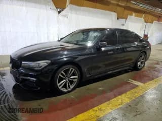 ✅ 2019 BMW 7 Series 740i xDrive • VIN: WBA7E4C50KGV28708 • Lot: 55141895. Wystawiony na Copart z przebiegiem 130 925 mil. Bezpłatny archiwum sprzedaży aukcyjnych z USA i szczegółowy raport historii pojazdu na DreamBid. Zdjęcie 1.