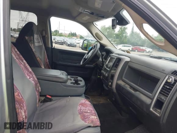 ✅ 2014 Ram 2500 Tradesman • VIN: 3C6UR5HL3EG204711 • Lot: 42890361. Wystawiony na IAAI z przebiegiem 155 000 mil. Bezpłatny archiwum sprzedaży aukcyjnych z USA i szczegółowy raport historii pojazdu na DreamBid. Zdjęcie 5.