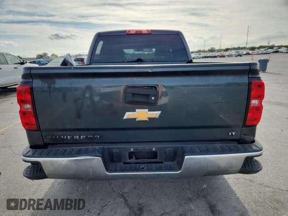 ✅ 2018 Chevrolet Silverado 1500 LT • VIN: 3GCPCREC4JG103383 • Lot: 93259325. Wystawiony na Copart z przebiegiem 182 821 mil. Bezpłatny archiwum sprzedaży aukcyjnych z USA i szczegółowy raport historii pojazdu na DreamBid. Zdjęcie 6.