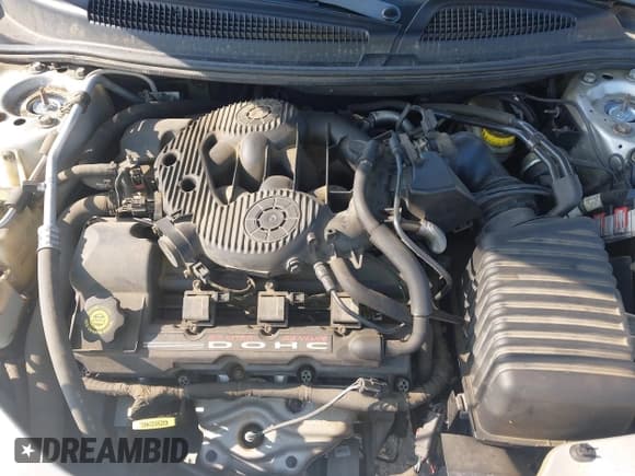 ✅ 2001 Dodge Stratus SE • VIN: 1B3EJ46U21N508528 • Lot: 42851096. Wystawiony na IAAI z przebiegiem 90 708 mil. Bezpłatny archiwum sprzedaży aukcyjnych z USA i szczegółowy raport historii pojazdu na DreamBid. Zdjęcie 10.