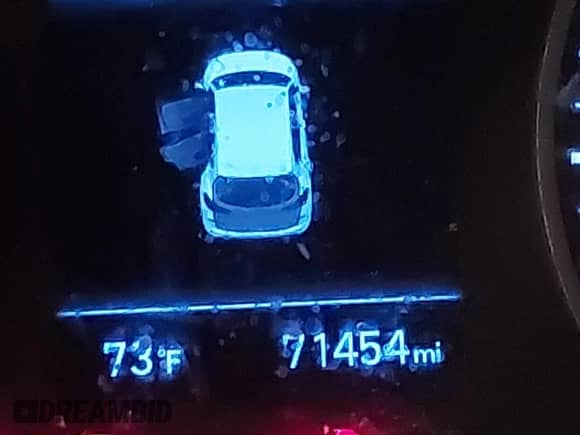 2019 Hyundai Tucson SE z VIN KM8J2CA49KU873352, wystawiony jako IAAI lot #43207733 z przebiegiem 71 454 mil mil oraz . Historia ofert i sprzedaży dostępna na DreamBid. Obrazek 16.