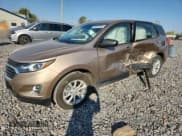 ✅ 2019 Chevrolet Equinox LS • VIN: 2GNAXHEV0K6269569 • Лот: 82231455. Опубликован ранее на Copart с пробегом 54 293 миль. Бесплатный доступ к архиву аукционных продаж из США и подробный отчёт об истории автомобиля на DreamBid. Изображение 1.