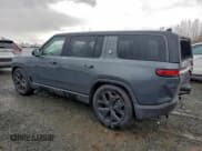 ✅ 2026 Rivian R1S Adventure • VIN: 7PDSGCBA3TN077621 • Lot: 93879425. Wystawiony na Copart z przebiegiem Nie podano. Bezpłatny archiwum sprzedaży aukcyjnych z USA i szczegółowy raport historii pojazdu na DreamBid. Zdjęcie 2.