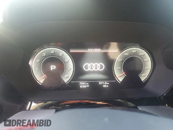 ✅ 2024 Audi S3 Premium Plus • VIN: WAUH3DGY9RA105900 • Лот: 49593775. Опубликован ранее на Copart с пробегом 7 041 миль. Бесплатный доступ к архиву аукционных продаж из США и подробный отчёт об истории автомобиля на DreamBid. Изображение 9.