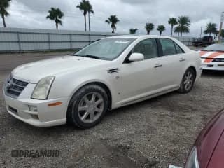 ✅ 2009 Cadillac STS RWD • VIN: 1G6DW67V090162537 • Лот: 74779844. Опубликован ранее на Copart с пробегом Не указан. Бесплатный доступ к архиву аукционных продаж из США и подробный отчёт об истории автомобиля на DreamBid. Изображение 1.
