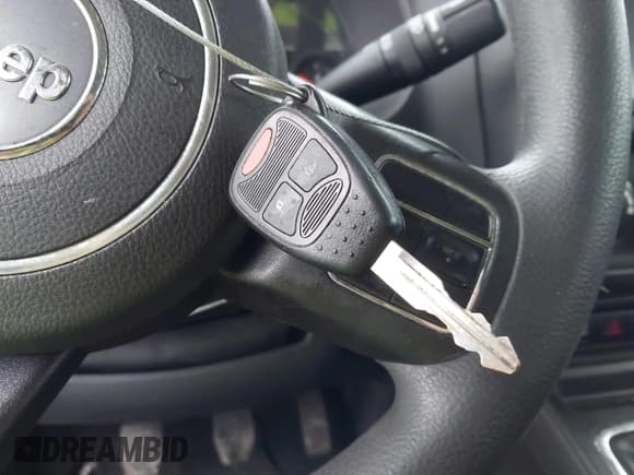 ✅ 2013 Jeep Patriot Sport • VIN: 1C4NJRBBXDD101308 • Lot: 43858308. Listed on IAAI with 122,716 mi. Free auction sales archive from the USA and detailed vehicle history report at DreamBid. Image 11.