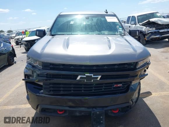 ✅ 2020 Chevrolet Silverado 1500 LT Trail Boss • VIN: 3GCPYFED2LG273673 • Lot: 42888954. Wystawiony na IAAI z przebiegiem 125 577 mil. Bezpłatny archiwum sprzedaży aukcyjnych z USA i szczegółowy raport historii pojazdu na DreamBid. Zdjęcie 13.