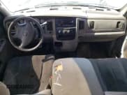 ✅ 2002 Dodge 1500 • VIN: 1D7HA18N22S575185 • Лот: 68712184. Опубликован ранее на Copart с пробегом 186 553 миль. Бесплатный доступ к архиву аукционных продаж из США и подробный отчёт об истории автомобиля на DreamBid. Изображение 8.