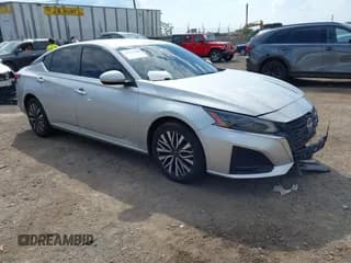 ✅ 2023 Nissan Altima SV • VIN: 1N4BL4DV5PN313626 • Lot: 42225708. Listed on IAAI with 65,674 mi. Free auction sales archive from the USA and detailed vehicle history report at DreamBid. Image 1.