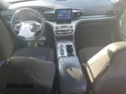 ✅ 2022 Ford Explorer XLT • VIN: 1FMSK7DH9NGB31479 • Lot: 92223875. Wystawiony na Copart z przebiegiem 124 970 mil. Bezpłatny archiwum sprzedaży aukcyjnych z USA i szczegółowy raport historii pojazdu na DreamBid. Zdjęcie 8.