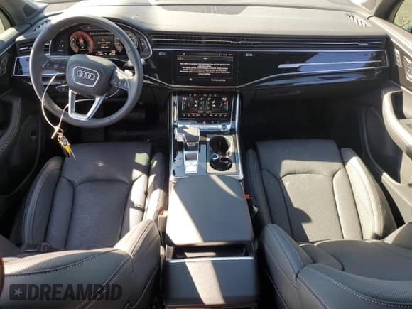 ✅ 2025 Audi Q7 Prestige • VIN: WA1VVBF73SD022927 • Lot: 81100275. Listed on Copart with 9,065 mi. Free auction sales archive from the USA and detailed vehicle history report at DreamBid. Image 8.