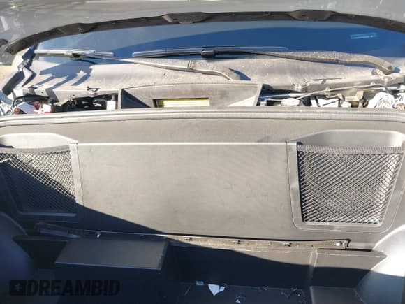 ✅ 2025 Rivian R1S Adventure • VIN: 7PDSGBBA9SN046978 • Lot: 41467922. Listed on IAAI with 2,957 mi. Free auction sales archive from the USA and detailed vehicle history report at DreamBid. Image 10.