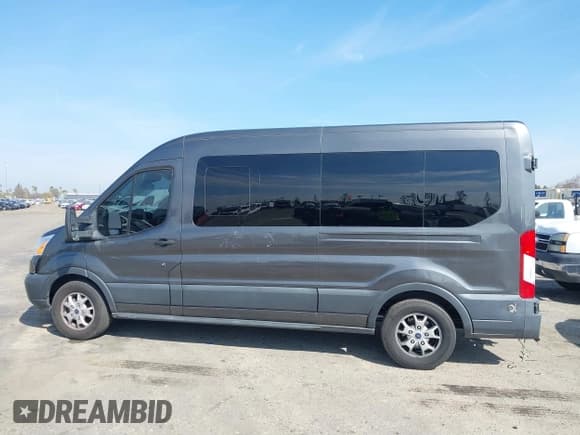 ✅ 2016 Ford Transit XL • VIN: 1FBAX2CM0GKB10205 • Лот: 41631528. Опубликован ранее на IAAI с пробегом 23 574 миль. Бесплатный доступ к архиву аукционных продаж из США и подробный отчёт об истории автомобиля на DreamBid. Изображение 14.