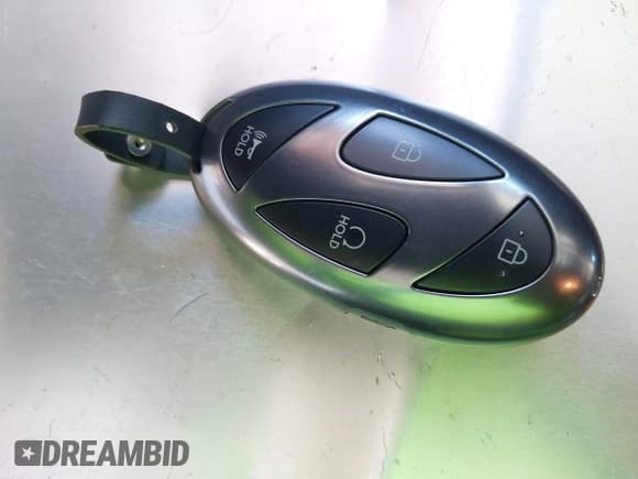 ✅ 2025 Hyundai Elantra Limited • VIN: KMHLN4DJ3SU133402 • Лот: 43040763. Опубликован ранее на IAAI с пробегом 1 677 миль. Бесплатный доступ к архиву аукционных продаж из США и подробный отчёт об истории автомобиля на DreamBid. Изображение 11.