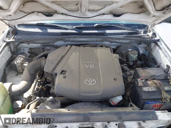 ✅ 2011 Toyota Tacoma PreRunner • VIN: 3TMKU4HN1BM027437 • Lot: 41909742. Listed on IAAI with 397,386 mi. Free auction sales archive from the USA and detailed vehicle history report at DreamBid. Image 10.