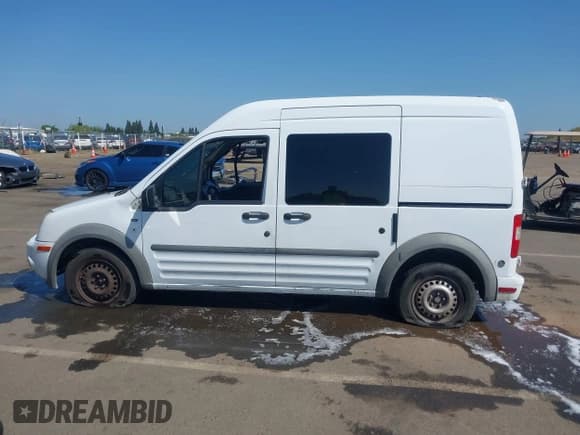 ✅ 2010 Ford Transit Connect XLT • VIN: NM0LS6BN7AT013375 • Lot: 42159115. Wystawiony na IAAI z przebiegiem Nie podano. Bezpłatny archiwum sprzedaży aukcyjnych z USA i szczegółowy raport historii pojazdu na DreamBid. Zdjęcie 14.