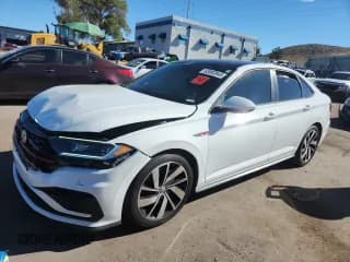 ✅ 2019 Volkswagen Jetta S • VIN: 3VW6T7BU5KM214120 • Lot: 83992845. Wystawiony na Copart z przebiegiem 73 672 mil. Bezpłatny archiwum sprzedaży aukcyjnych z USA i szczegółowy raport historii pojazdu na DreamBid. Zdjęcie 1.