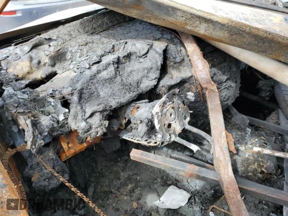 ✅ 2010 Volkswagen Jetta S • VIN: 3VWJZ7AJ6AM074349 • Лот: 51166535. Опубликован ранее на Copart с пробегом Не указан. Бесплатный доступ к архиву аукционных продаж из США и подробный отчёт об истории автомобиля на DreamBid. Изображение 8.