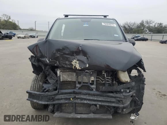 ✅ 2018 Mercedes-Benz Metris Cargo • VIN: WD3PG3EA7J3386598 • Лот: 79484674. Опубликован ранее на Copart с пробегом 172 860 миль. Бесплатный доступ к архиву аукционных продаж из США и подробный отчёт об истории автомобиля на DreamBid. Изображение 5.