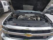 ✅ 2017 Chevrolet Silverado 2500HD LT • VIN: 1GC1KVEY9HF196250 • Lot: 41183166. Wystawiony na IAAI z przebiegiem 135 806 mil. Bezpłatny archiwum sprzedaży aukcyjnych z USA i szczegółowy raport historii pojazdu na DreamBid. Zdjęcie 10.