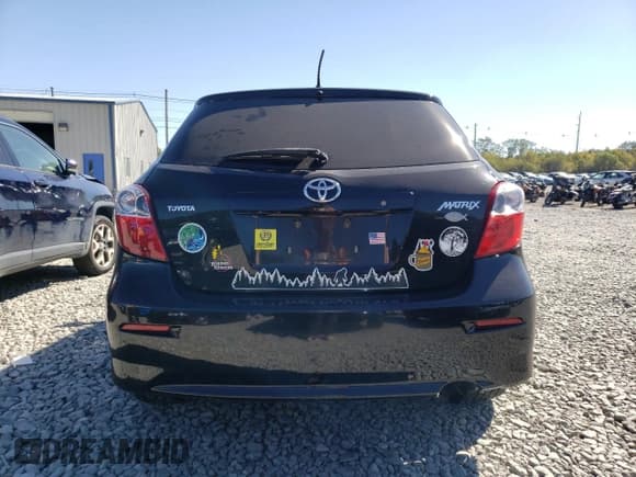 ✅ 2010 Toyota Matrix • VIN: 2T1KU4EE3AC475920 • Lot: 82258695. Listed on Copart with 194,896 mi. Free auction sales archive from the USA and detailed vehicle history report at DreamBid. Image 6.