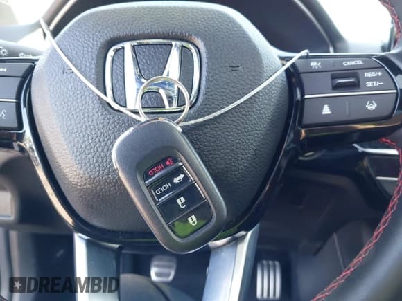 ✅ 2024 Honda Civic Si • VIN: 2HGFE1E53RH472337 • Lot: 42539629. Wystawiony na IAAI z przebiegiem 12 883 mil. Bezpłatny archiwum sprzedaży aukcyjnych z USA i szczegółowy raport historii pojazdu na DreamBid. Zdjęcie 11.