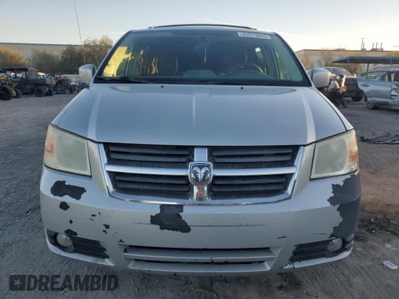 ✅ 2010 Dodge Grand Caravan SXT • VIN: 2D4RN5D19AR229733 • Лот: 91013625. Опубликован ранее на Copart с пробегом 197 139 миль. Бесплатный доступ к архиву аукционных продаж из США и подробный отчёт об истории автомобиля на DreamBid. Изображение 5.