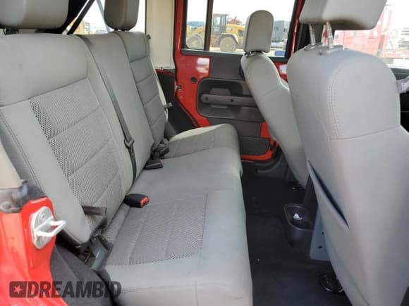 ✅ 2008 Jeep Wrangler Unlimited Rubicon • VIN: 1J4GA69158L655186 • Lot: 64682765. Listed on Copart with 150,833 mi. Free auction sales archive from the USA and detailed vehicle history report at DreamBid. Image 11.