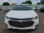 2018 Chevrolet Traverse LT Cloth z VIN 1GNERGKW6JJ116943, wystawiony jako Copart lot #66606595 z przebiegiem 147 715 mil mil oraz Szkoda całkowita • Salvage title. Historia ofert i sprzedaży dostępna na DreamBid. Obrazek 5.