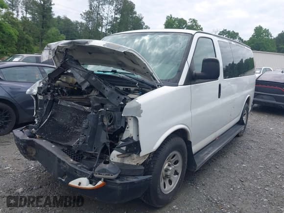 ✅ 2012 Chevrolet Express Passenger LS • VIN: 1GNSGBF4XC1143649 • Lot: 42259875. Listed on IAAI with 213,921 mi. Free auction sales archive from the USA and detailed vehicle history report at DreamBid. Image 17.