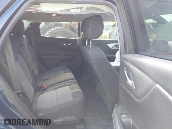 ✅ 2023 Chevrolet Blazer LT • VIN: 3GNKBHR44PS102774 • Lot: 42275169. Listed on IAAI with 63,186 mi. Free auction sales archive from the USA and detailed vehicle history report at DreamBid. Image 8.