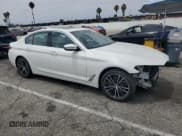 ✅ 2021 BMW 5 Series 530e • VIN: WBA13AG06MCG55789 • Лот: 64765905. Опубликован ранее на Copart с пробегом 43 689 миль. Бесплатный доступ к архиву аукционных продаж из США и подробный отчёт об истории автомобиля на DreamBid. Изображение 4.
