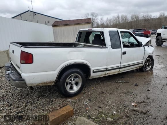✅ 2001 Chevrolet S-10 LS • VIN: 1GCCS19W318122357 • Лот: 87048924. Опубликован ранее на Copart с пробегом 154 043 миль. Бесплатный доступ к архиву аукционных продаж из США и подробный отчёт об истории автомобиля на DreamBid. Изображение 3.