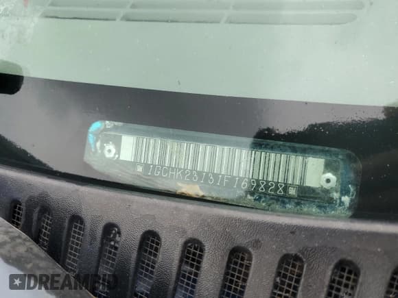 ✅ 2001 Chevrolet Silverado 2500HD • VIN: 1GCHK23131F169828 • Lot: 53838685. Wystawiony na Copart z przebiegiem 330 405 mil. Bezpłatny archiwum sprzedaży aukcyjnych z USA i szczegółowy raport historii pojazdu na DreamBid. Zdjęcie 12.