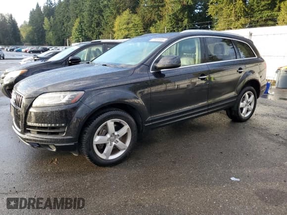 ✅ 2015 Audi Q7 Premium Plus • VIN: WA1LGBFE4FD011747 • Lot: 87055895. Listed on Copart with 86,842 mi. Free auction sales archive from the USA and detailed vehicle history report at DreamBid. Image 1.
