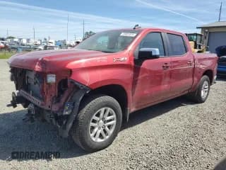 ✅ 2019 Chevrolet Silverado 1500 LT • VIN: 3GCUYDED9KG125056 • Lot: 53981824. Wystawiony na Copart z przebiegiem 18 268 mil. Bezpłatny archiwum sprzedaży aukcyjnych z USA i szczegółowy raport historii pojazdu na DreamBid. Zdjęcie 1.