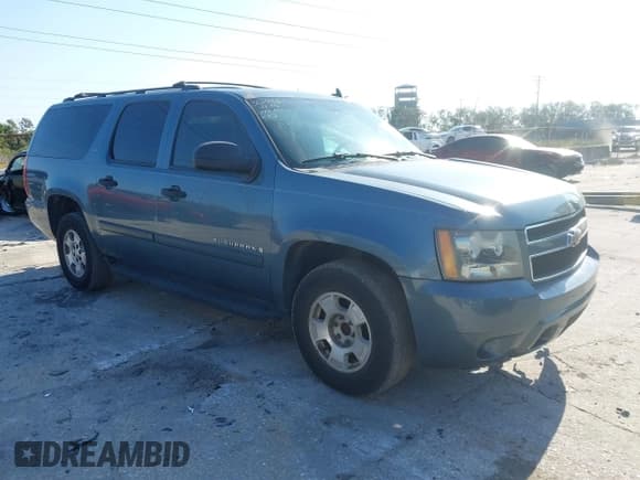 ✅ 2008 Chevrolet Suburban 3LT • VIN: 3GNFC160X8G162523 • Lot: 41527311. Listed on IAAI with 245,195 mi. Free auction sales archive from the USA and detailed vehicle history report at DreamBid. Image 1.