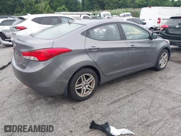✅ 2012 Hyundai Elantra GLS • VIN: 5NPDH4AE7CH098138 • Lot: 42503701. Listed on IAAI with 110,493 mi. Free auction sales archive from the USA and detailed vehicle history report at DreamBid. Image 4.