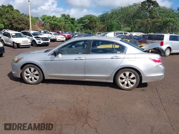 ✅ 2009 Honda Accord EX • VIN: 1HGCP26769A048457 • Lot: 43526139. Wystawiony na IAAI z przebiegiem 154 944 mil. Bezpłatny archiwum sprzedaży aukcyjnych z USA i szczegółowy raport historii pojazdu na DreamBid. Zdjęcie 14.