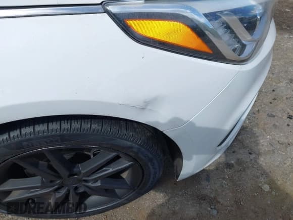 ✅ 2015 Hyundai Sonata Sport • VIN: 5NPE34AB5FH119713 • Lot: 43105633. Wystawiony na IAAI z przebiegiem 223 845 mil. Bezpłatny archiwum sprzedaży aukcyjnych z USA i szczegółowy raport historii pojazdu na DreamBid. Zdjęcie 18.