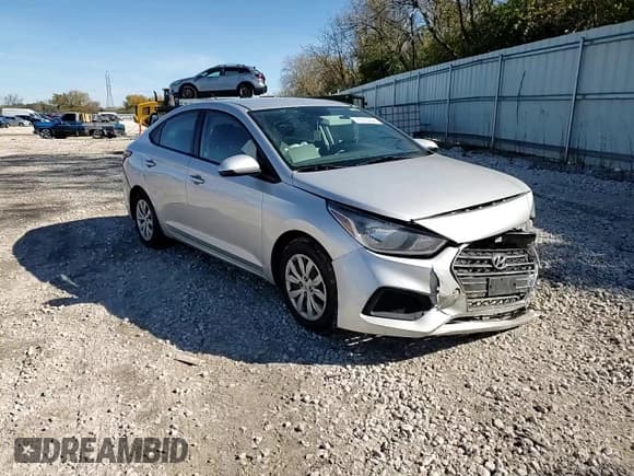 ✅ 2020 Hyundai Accent SE • VIN: 3KPC24A64LE103385 • Лот: 75533454. Опубликован ранее на Copart с пробегом 122 743 миль. Бесплатный доступ к архиву аукционных продаж из США и подробный отчёт об истории автомобиля на DreamBid. Изображение 13.